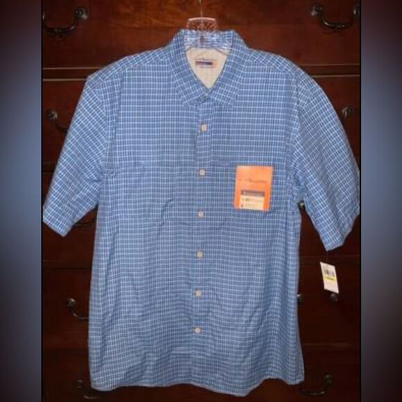 NWT! G.H. Bass & Co. Men’s button down blue-checkered shirt, Size Medium - Picture 1 of 2